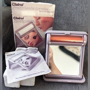 Vintage Clairol Pretty Looks Travel Mirror, 1983, works